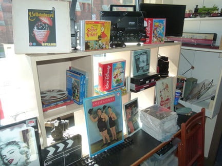 29a2c1_0bf3ecd0479748f4bdc31e4b2f0bd29e~mv2 Super 8mm Short Films